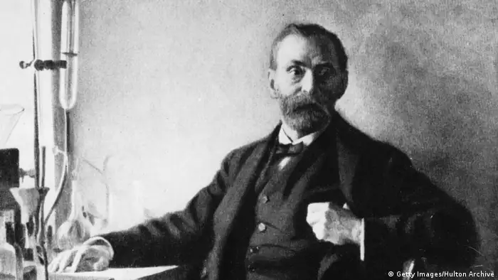 Alfred Nobel Porträt (Getty Images/Hulton Archive)