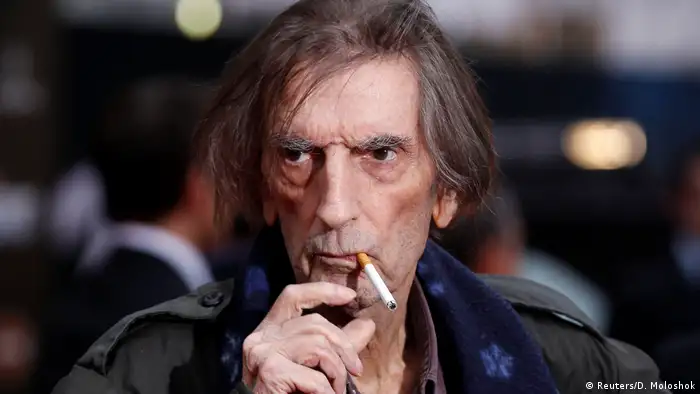 USA - Harry Dean Stanton bei Dreharbeiten zu Marvel's The Avengers in Hollywood, California (Reuters/D. Moloshok)