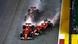 Die Funken fliegen als der Ferrari von Kimi Räikkönen (r.) in den von Sebastian Vettel (l.) fährt. Auch Max Verstappen im Red Bull scheidet aus. (Foto: Imago/LAT Photographic) Die Funken fliegen als der Ferrari von Kimi Räikkönen (r.) in den von Sebastian Vettel (l.) fährt. Auch Max Verstappen im Red Bull scheidet aus. (Foto: Imago/LAT Photographic)