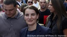Primera ministra serbia lidera marcha del Orgullo Gay