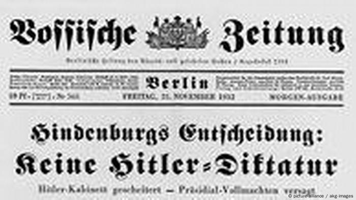 Schlagzeile Vossische Zeitung .Keine Hitler-Diktatur zum Ruecktritt des Kabinetts Papen am 17. November 1932; Weimarer Republik Schlagzeile Vossische Zeitung .Keine Hitler-Diktatur zum Ruecktritt des Kabinetts Papen am 17. November 1932; Weimarer Republik