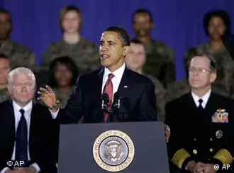 奥巴马称，“要用政治手段解决伊拉克问题。”