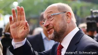 Würselen Martin Schulz vor Wahllokal zur Bundestagswahl