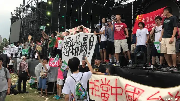 Taiwan Krawalle bei Demonstration in Taipei