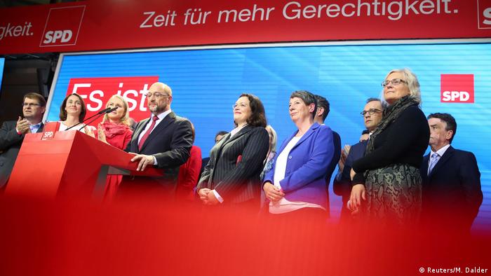 Мартін Шульц виступає перед соратниками у Берліні після поразки на виборах
