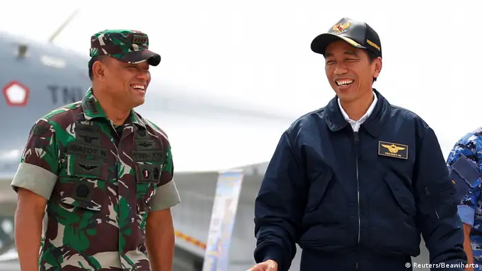 Indonesien Generalstabchef Gatot Nurmantyo und Präsident Joko Widodo