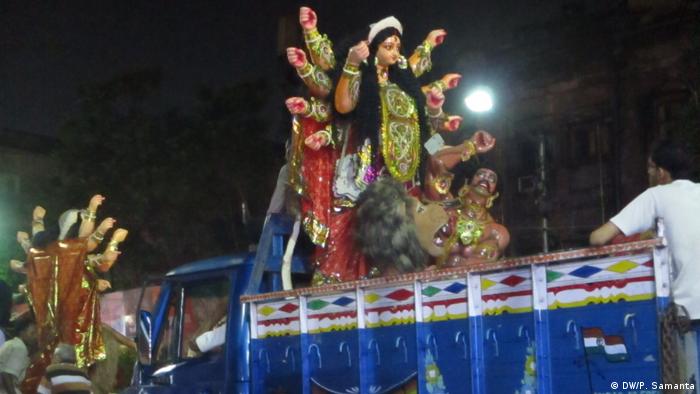 Indien Durga Puja Festival (DW/P. Samanta)