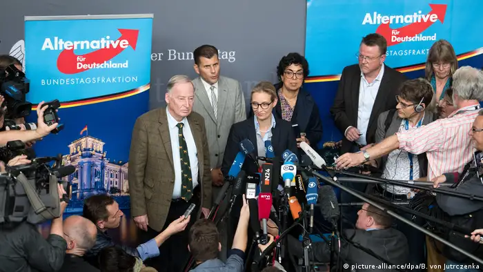 Deutschland AfD Alice Weidel und Alexander Gauland (picture-alliance/dpa/B. von Jutrczenka)