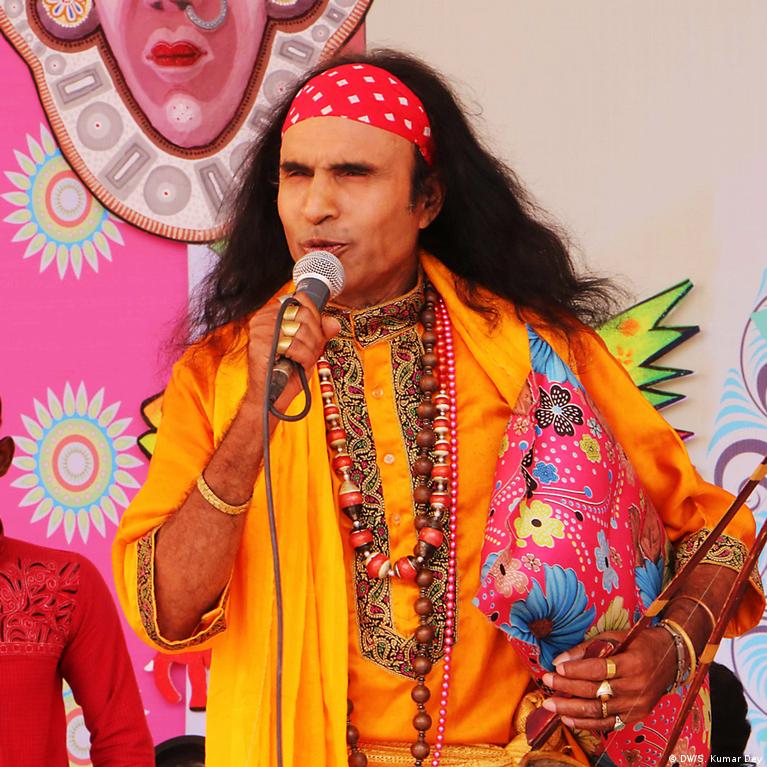 Qol qin ichida porno