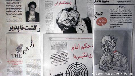 نشریات تهران در صبح ۲۵ بهمن ۱۳۷۸ یک روز پس از آنکه سازمان تبلیغات اسلامی اعلام کرد فتوای قتل سلمان رشدی از سوی خمینی به قوت خود باقی است