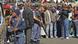 Crowds gathered in front of Estcourt's courthouse (photo: picture-alliance/AP Photo) Crowds gathered in front of Estcourt's courthouse (photo: picture-alliance/AP Photo)