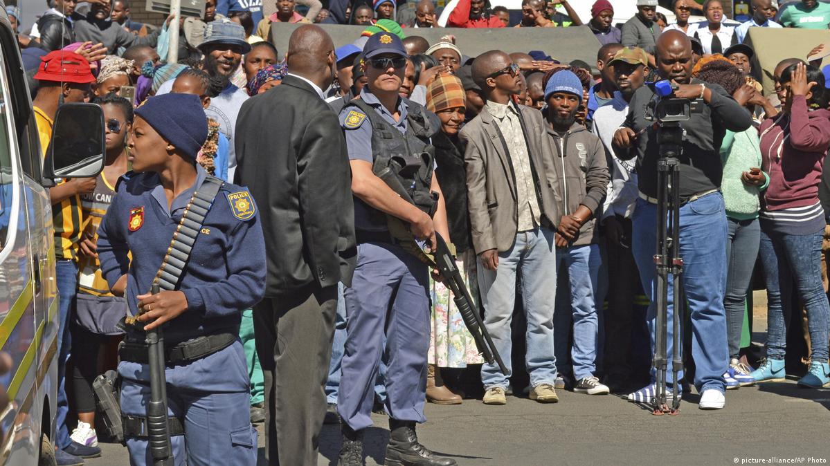 South Africa's cannibalism case widens – DW – 09/28/2017