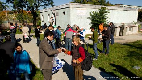 Tag der offenen Moschee in Dresden (picture-alliance/dpa/S. Kahnert)