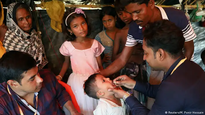 Bangladesch Flüchtlingslager Rohingya Cholera Impfung (Reuters/M. Ponir Hossain)
