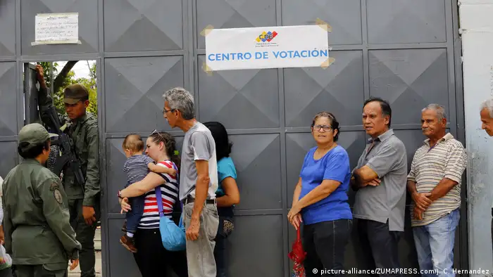 Venezuela Regionalwahlen (picture-alliance/ZUMAPRESS.com/J. C. Hernandez)
