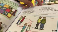 Screenshot Video Toleranz in deutschen Kinderbüchern: blick in eine aufgeschlagenes Buch
(c) DW