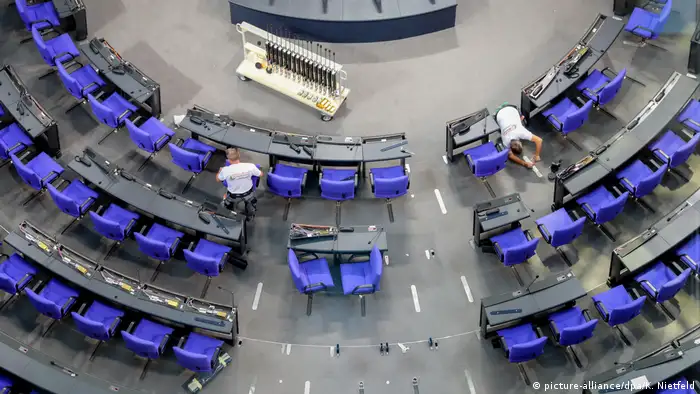 Deutschland Plenarsaal des Bundestages wird umgebaut