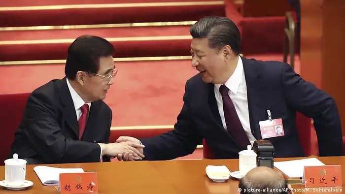China Peking Kommunistischer Parteitag Xi Jinping (picture-alliance/AP Photo/M. Schiefelbein)