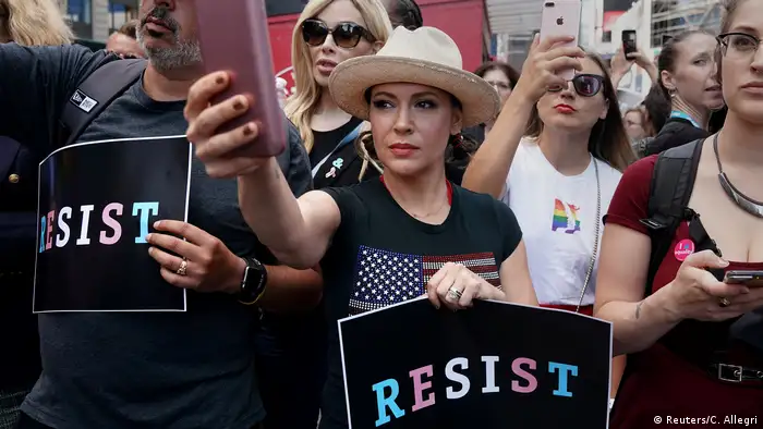 USA Schauspielerin Alyssa Milano Protest in New York City (Reuters/C. Allegri)
