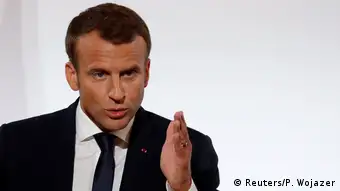 法国总统马克龙近日在接受电视五台采访时对德帕迪约表示支持，他说，“我是他的仰慕者，他让法国自豪”