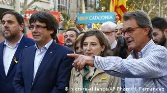 Spanien Protesten für die Unabhängigkeit nach Ankündigung des Artikels 155