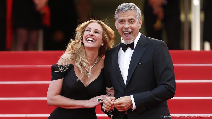 Bildergalerie Julia Roberts wird 50 (picture-alliance/dpa/epa/I. Langsdon)