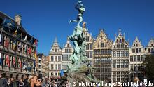 Belgien Antwerpen Brabobrunnen