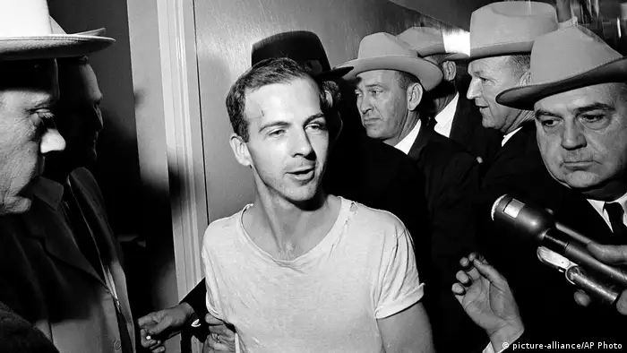 USA JFK Dokumente - Lee Harvey Oswald (picture-alliance/AP Photo)