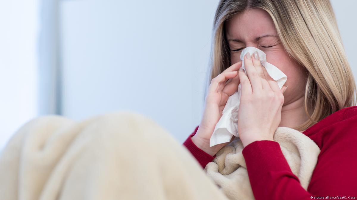COVID-19? How to tell it's not cold or flu â€“ DW â€“ 10/14/2020