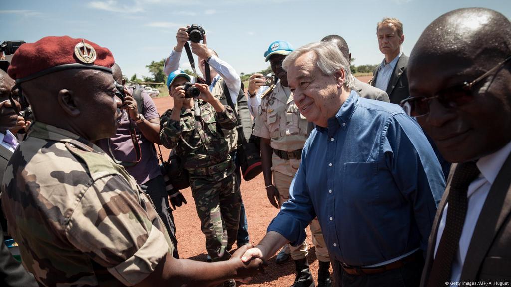 Zentralafrikanische Republik Un Chef Guterres Will Friedensmission Starken Afrika Dw 26 10 2017