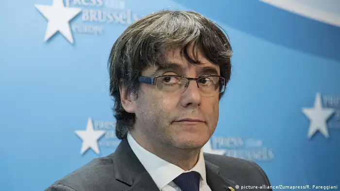 Carmen Lamela, jueza de oficio de la Audiencia Nacional de España aplazó la orden de captura del fugitivo expresidente del Gobierno catalán, quien huyó a Bélgica con cuatro exconsejeros. 02.11.2017