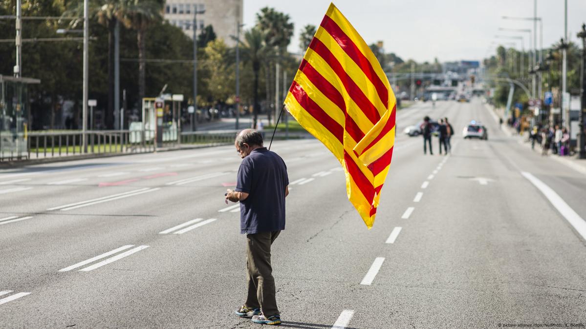 Catalan independence push puts Spanish border town on edge