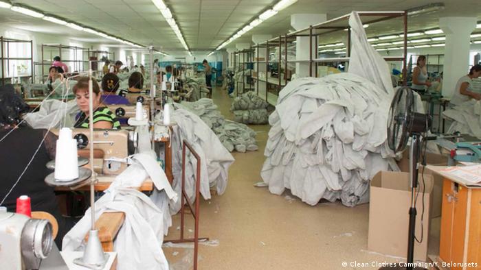 Serbien Textilarbeiter