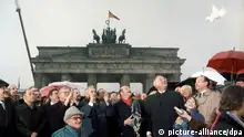 战败、分裂：两德如何重新成为统一主权国家？