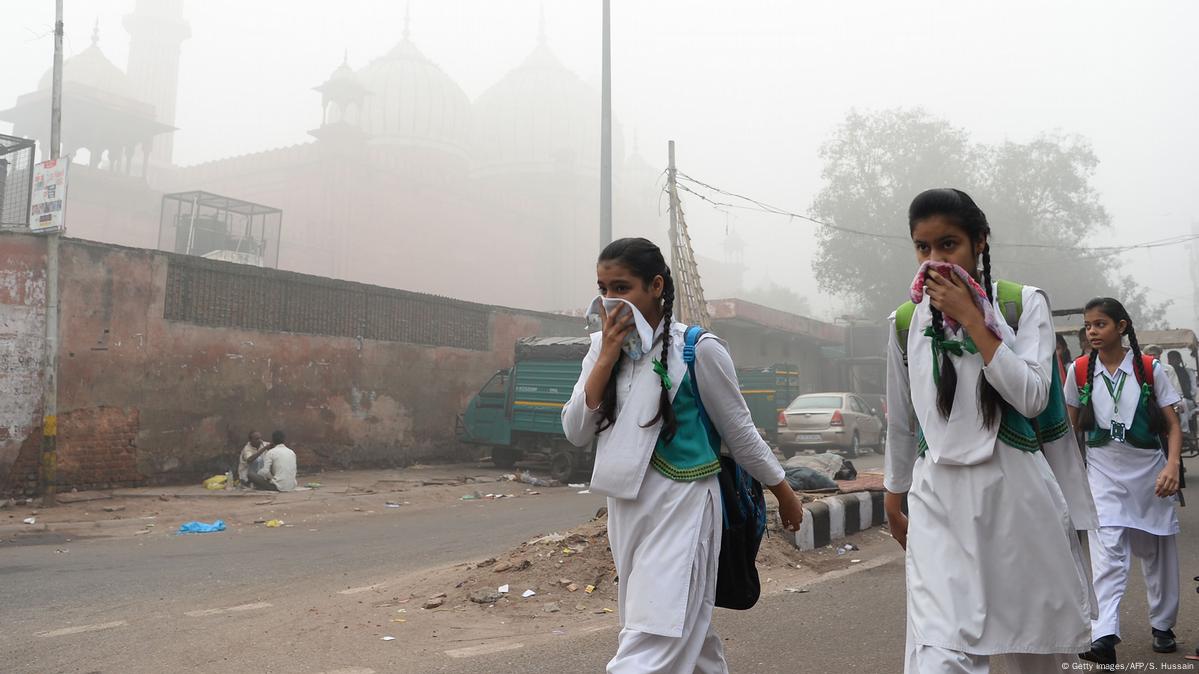 From chalk dust to airborne particles: How polluted air in classrooms is  affecting students - Times of India