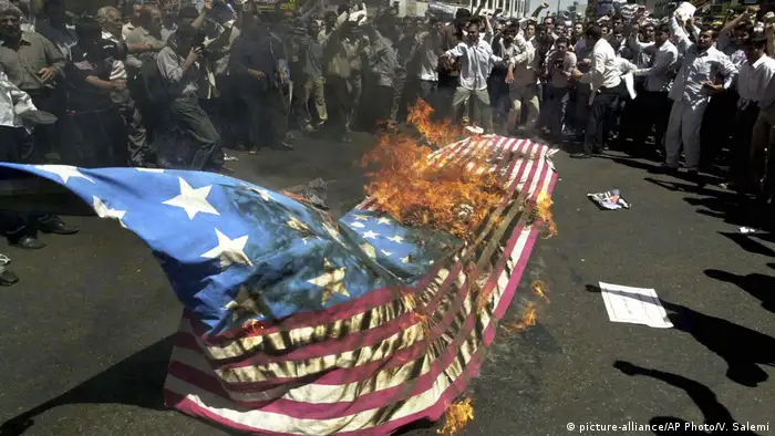 Iran brennende US-Flagge