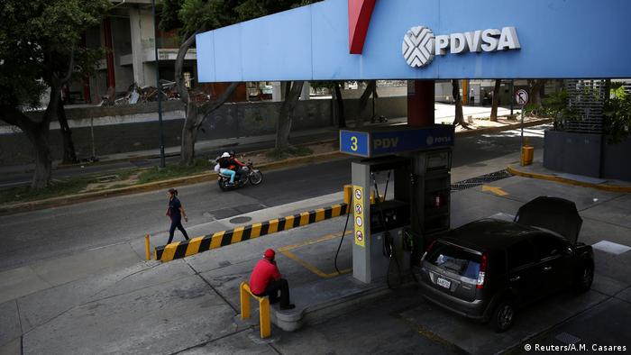 Venezuela Tankstelle von PDVSA in Caracas (Reuters/A.M. Casares)