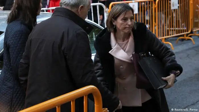 Spanien Carme Forcadell, Sprecherin Parlament Katalonien | Gericht in Madrid (Reuters/S. Perez)