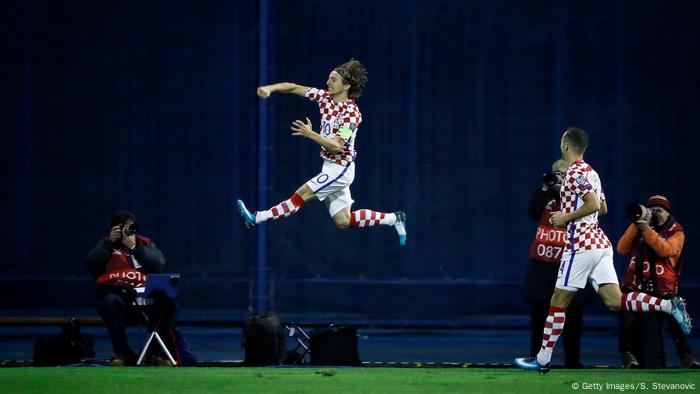 širina tron Oživjeti World Cup playoffs: Luka Modric leads Croatia to rout, Swiss with away win | Sports | German football and major international sports news | DW | 09.11.2017 širina tron Oživjeti World Cup playoffs: Luka Modric leads Croatia to rout, Swiss with away win | Sports | German football and major international sports news | DW | 09.11.2017
