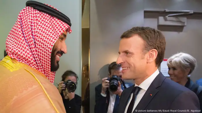 Saudi-Arabien Riad Besuch Emmanuel Macron (picture-äalliance/AA/Saudi Royal Council/B. Algaloud)