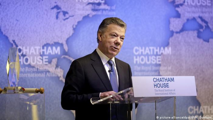 Großbritannien Kolumbiens Präsident erhält britischen Preis (picture-alliance/dpa/AP/M. Dunham)