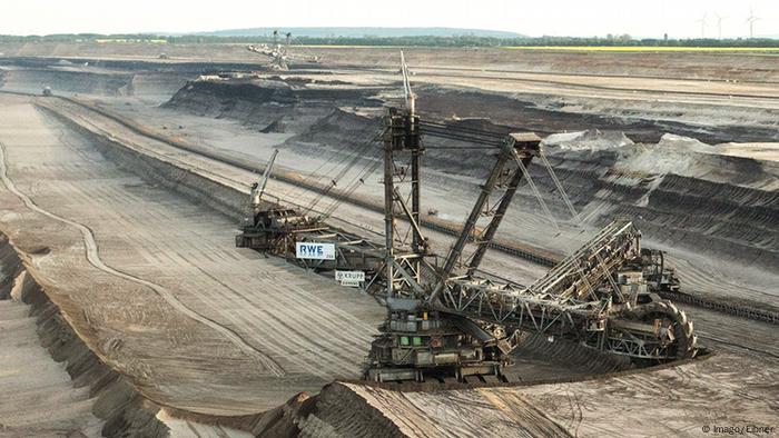 Rotary excavator in a coal mine