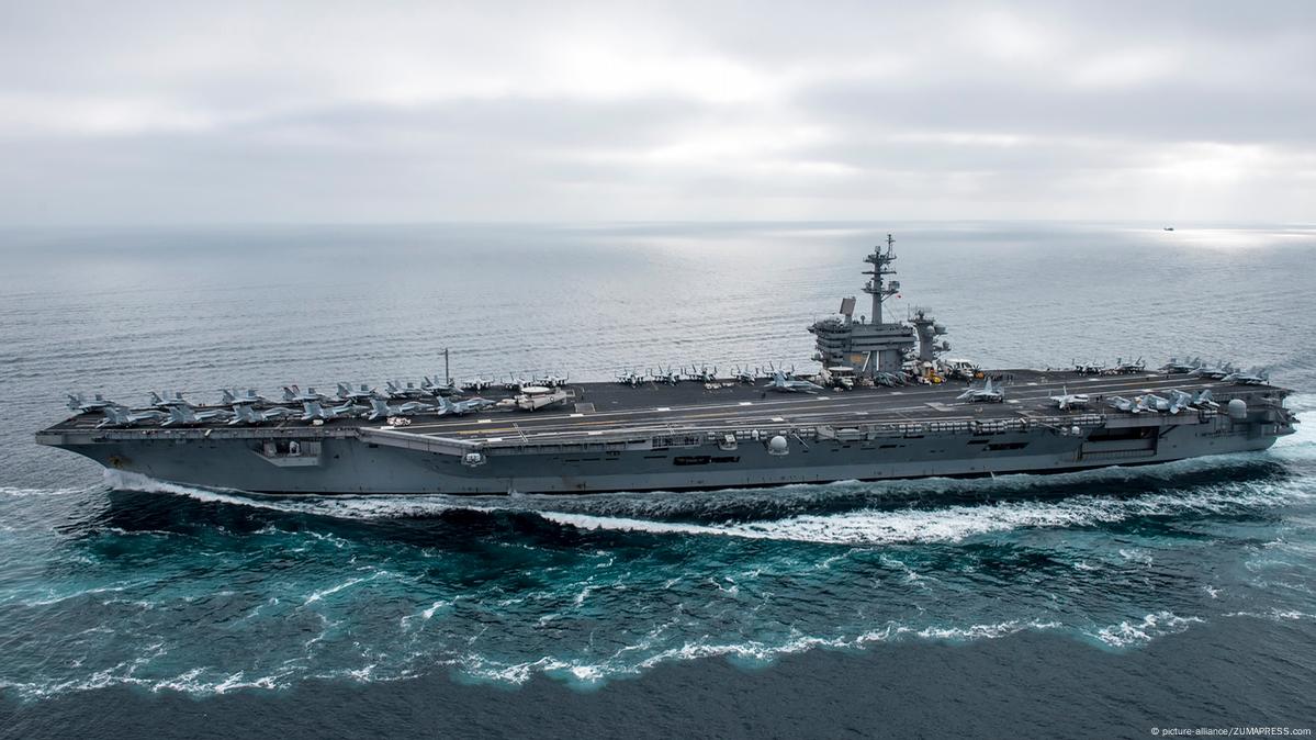 US Navy fires commander of virus-stricken aircraft carrier – DW – 04/03 ...