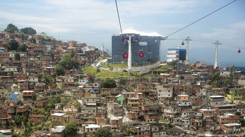 Brazilians Struggle To Escape Violence In Rio De Janeiro Americas North And South American News Impacting On Europe Dw 02 10 18