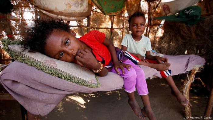 Jemen humanitäre Lage Dorf bei Hodeidah (Reuters/A. Zeyad)