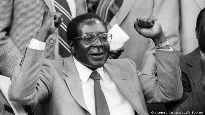 BG Mugabe wurde Premierminister 18.04.1980 (picture-alliance/abaca/G. Buthaud)