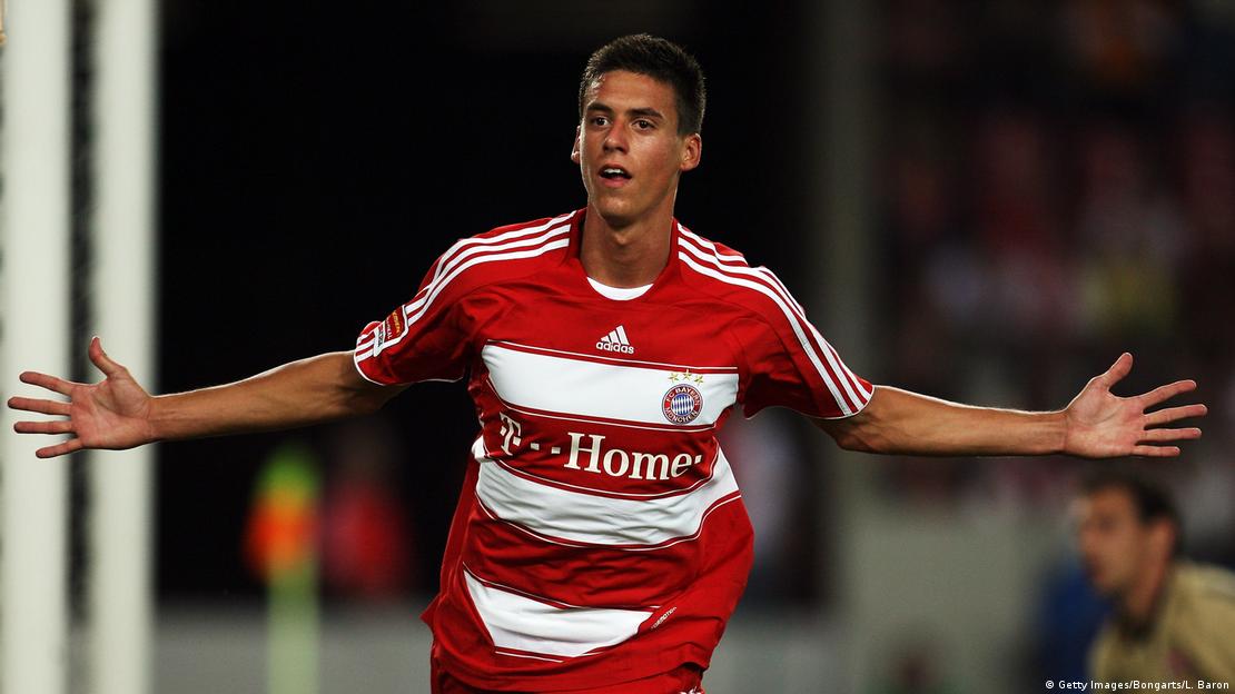 Back To The Roots Bayern Munich Have Sandro Wagner In Their Sights Dw Learn German
