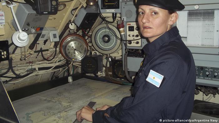 Elena Kravsik es la primera mujer oficial de submarinos navales de Argentina (Image-Alliance / DPA / Armada Argentina)