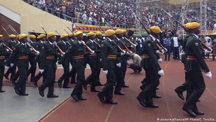 Церемония приведения к присяге нового президента Зимбабве Эммерсона Дамбудзо Мнангагвы