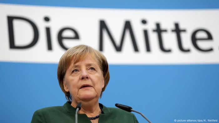 Berlin CDU Pressekonferenz GroKo Merkel (picture-alliance/dpa/K. Nietfeld)